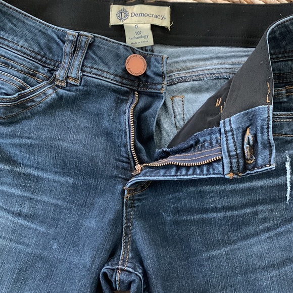 Democracy Ab Technology Ankle Skimmer - Picture 8 of 15